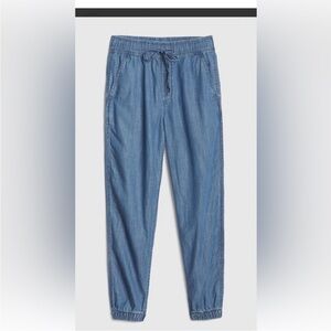 Women's GAP chambray joggers L